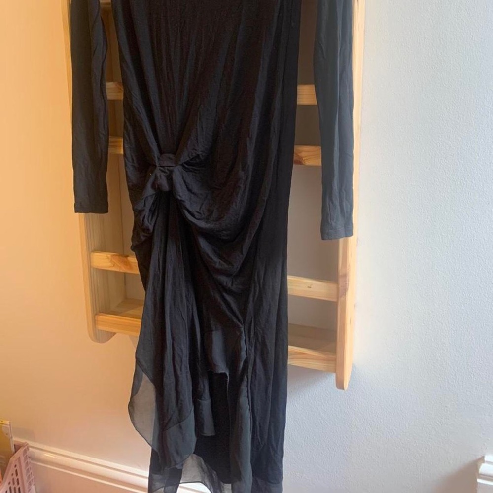 perfect for Size 8. Great style for work and to dress up or down.